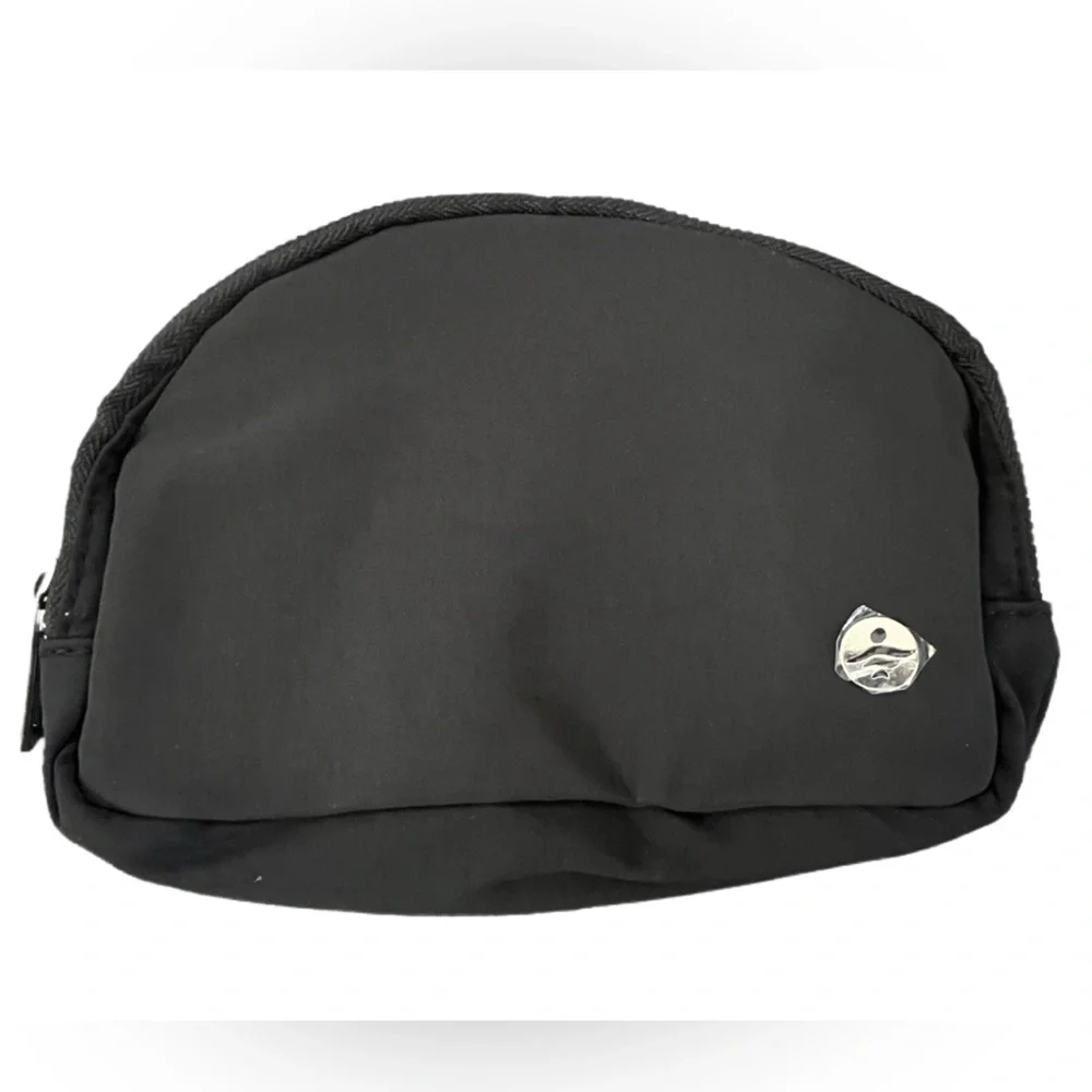 NWT Halara Crossbody Bag with Adjustable Strap, Black